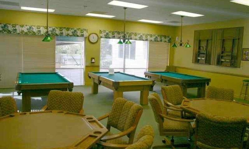 Gorgeous updated 2/2/2 with flex room with high-end finishes - photo 31