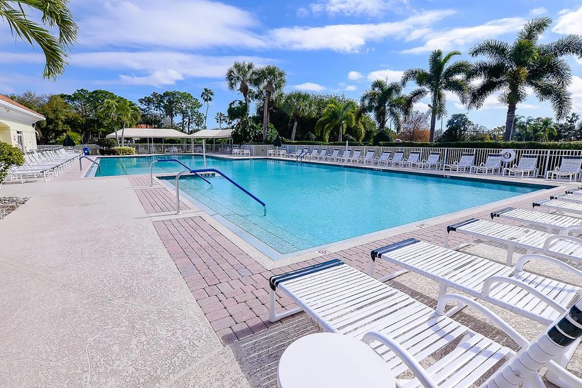 Gorgeous updated 2/2/2 with flex room with high-end finishes - photo 41