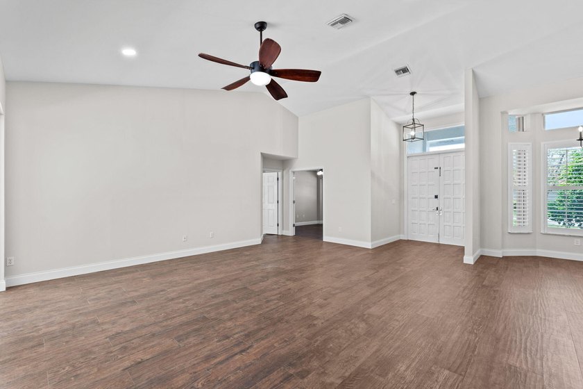 Welcome to this spacious single-story pool home in the - photo 9