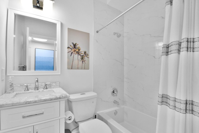 Enjoy the ultimate waterfront lifestyle in this exceptional - photo 18
