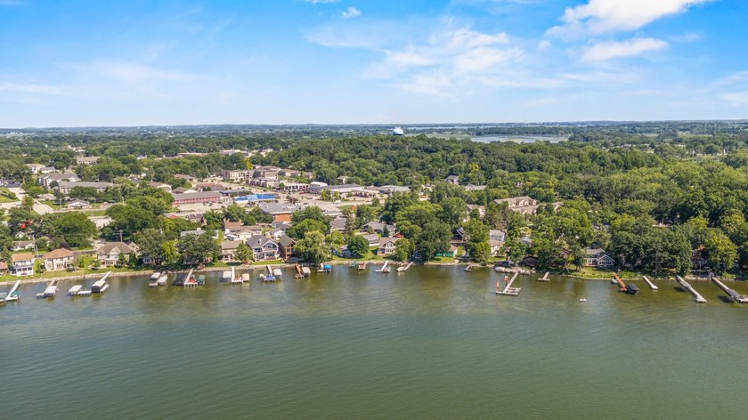 Bring your vision to this charming lakefront home on beautiful - photo 43