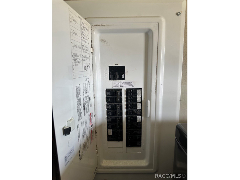 Check out this WELL-MAINTAINED and MOVE-IN READY 2021 3/2 only a - photo 45