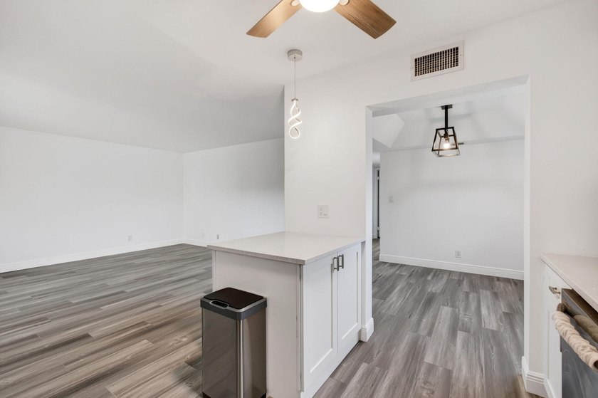 Welcome to easy living in the highly sought-after 55+ community - photo 10