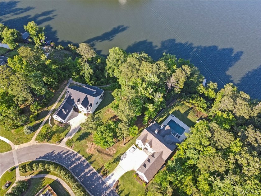 Positioned to capture stunning views of Lake Tuscaloosa, this - photo 12