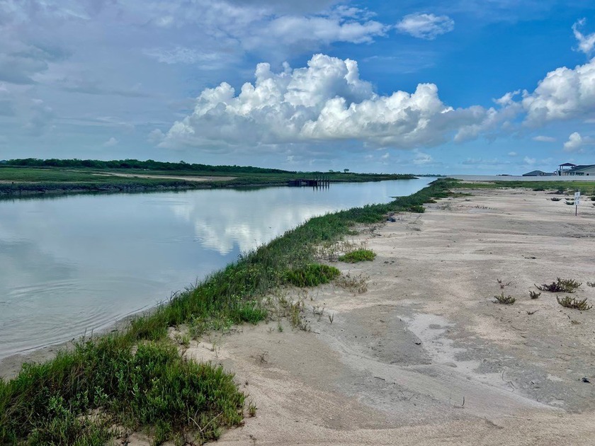 Welcome to SUNSET SHORES. Conveniently located off Loop 1781 and - photo 4