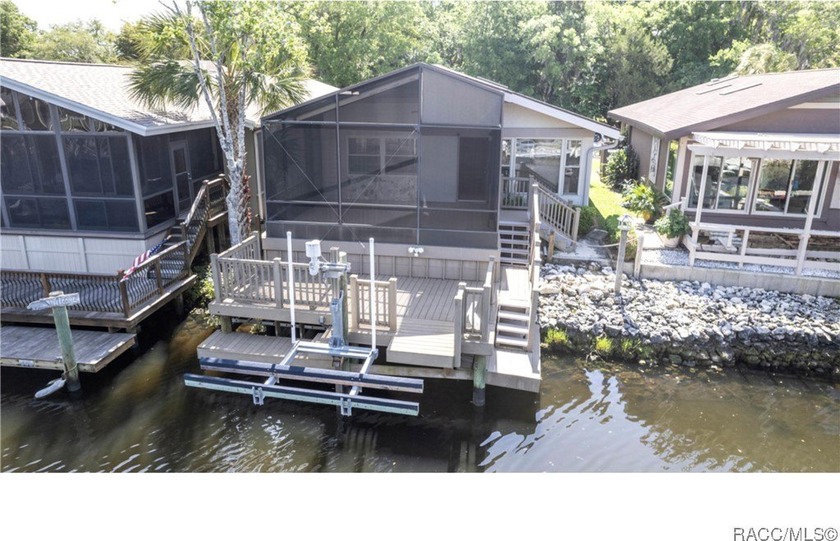 Park your BOAT at your back door. Move-in ready waterfront home - photo 6