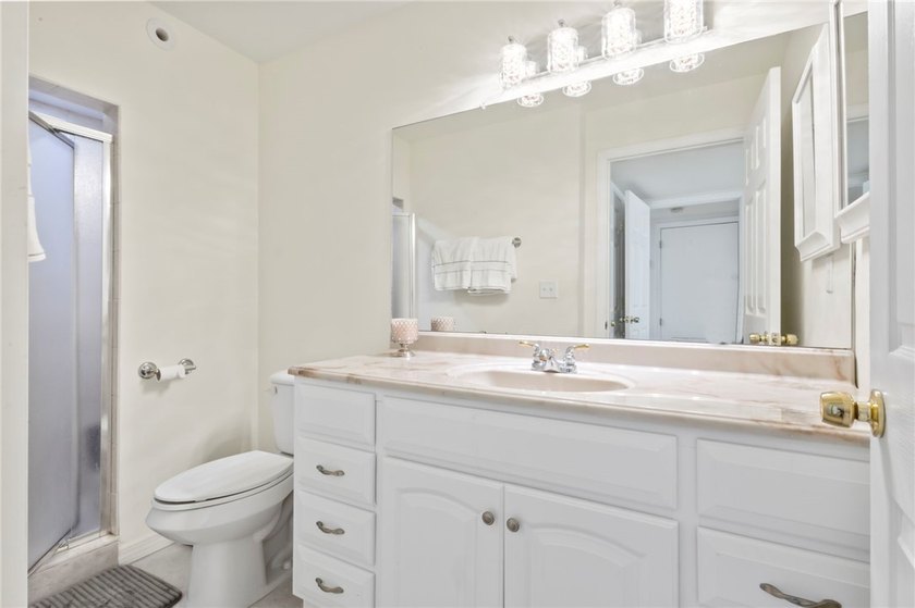 Experience the ultimate retreat in this stunning first-floor - photo 21