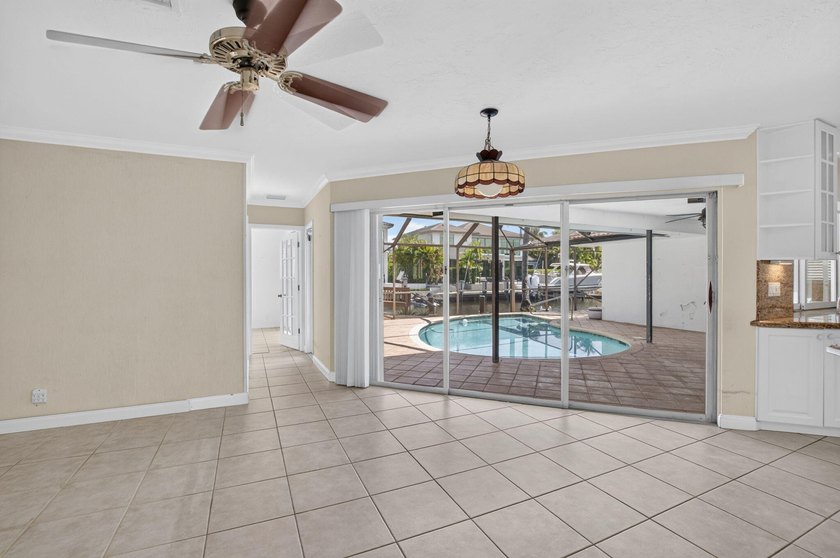 Exceptional waterfront opportunity in the highly desirable Bel - photo 8