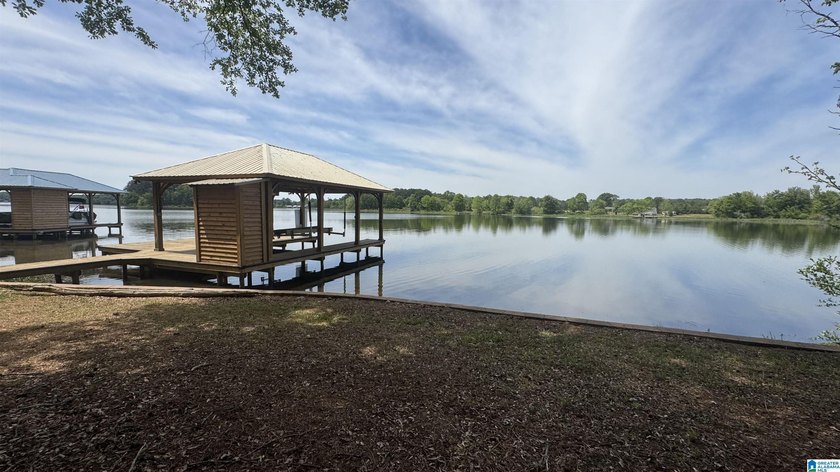 LAY LAKE -CEDAR CREEK BUILDING LOT! Located in The Cove with - photo 3