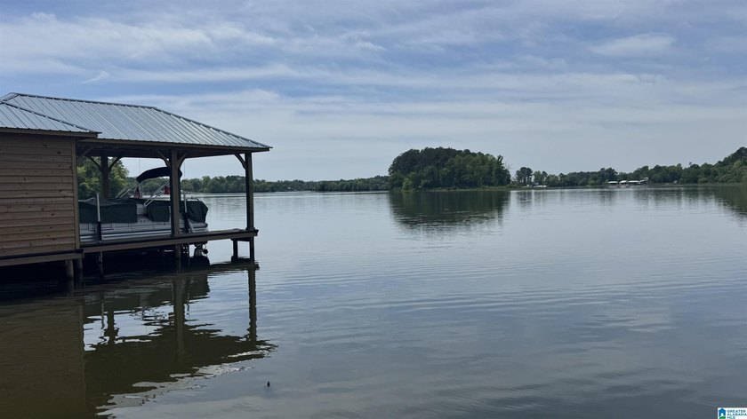 LAY LAKE -CEDAR CREEK BUILDING LOT! Located in The Cove with - photo 8