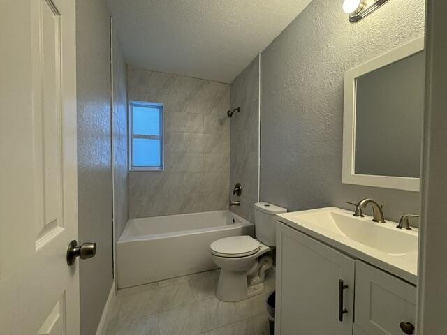 Beautifully Renovated 4-Bedroom, 2-Bath Home, No HOA! Discover - photo 9