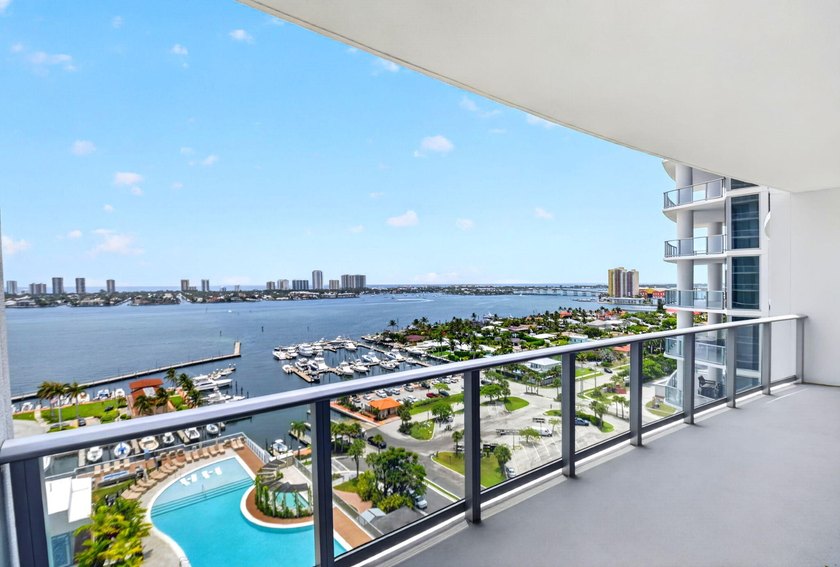 Indulge in the elegance of resort-style waterfront living in - photo 7
