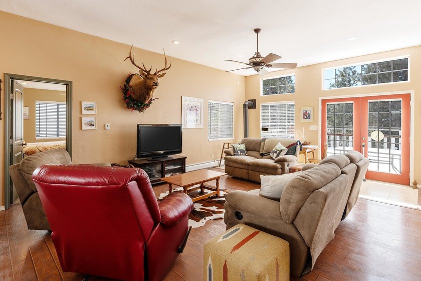 Welcome to your mountain retreat at 23 Cielo Vista Trail in - photo 13