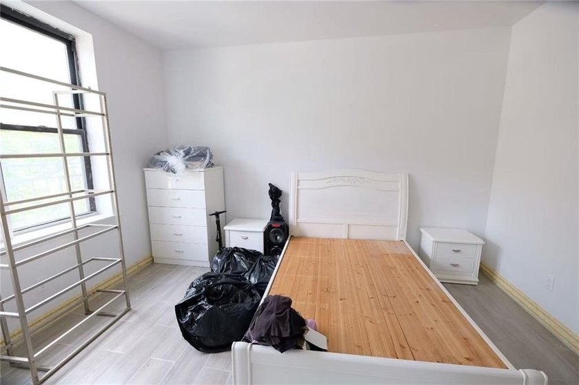 Prime investment opportunity in a highly desirable Brooklyn - photo 22