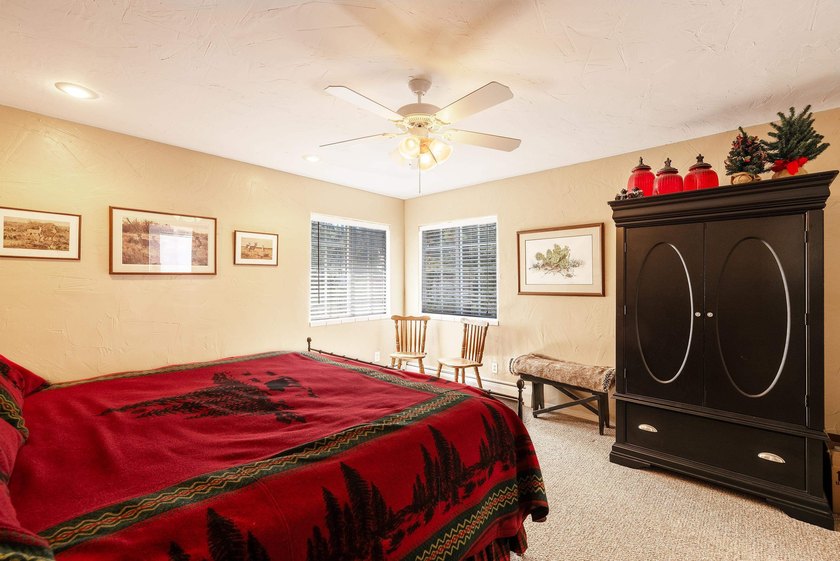 Welcome to your mountain retreat at 23 Cielo Vista Trail in - photo 22