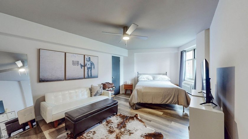 If you are looking for low maintenance, luxury living with an - photo 28