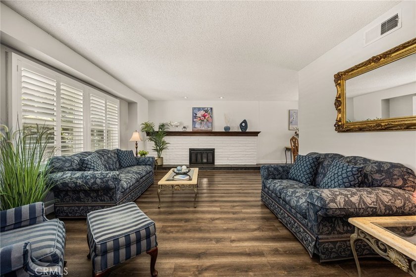 Welcome to 1914 Mabury, a beautifully maintained home where - photo 5