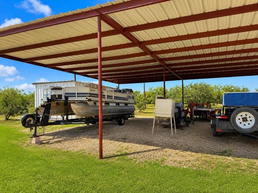 Escape to the peace and beauty of Lake Ivie in Concho County - photo 33
