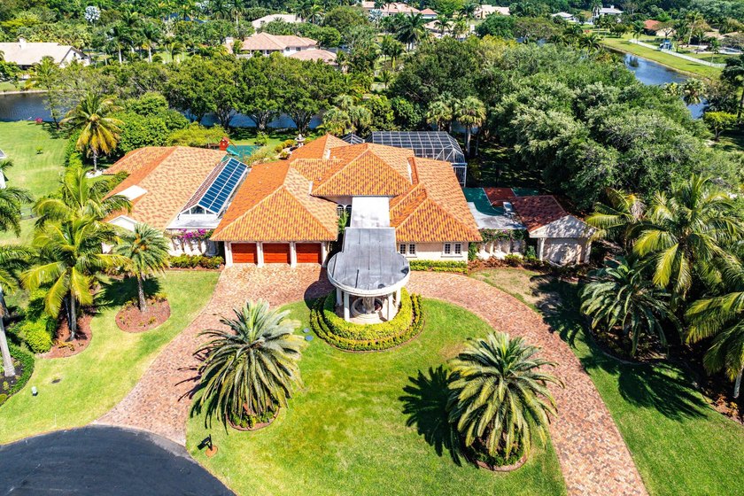 A truly one-of-a-kind Tuscan-inspired estate in Delray Beach's - photo 8
