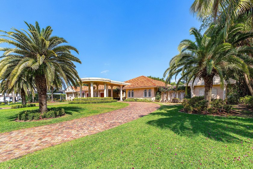 A truly one-of-a-kind Tuscan-inspired estate in Delray Beach's - photo 10