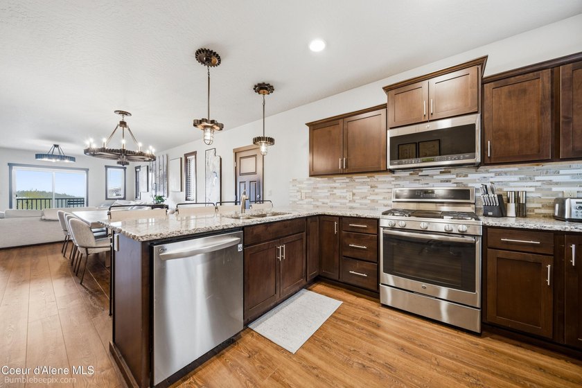 Incredible opportunity to own a ski in/ski out townhome on - photo 12