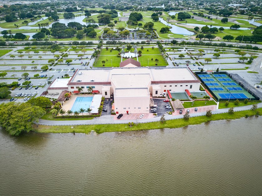 The Best Value inBoca Raton! Low-priced condo in the community! - photo 5