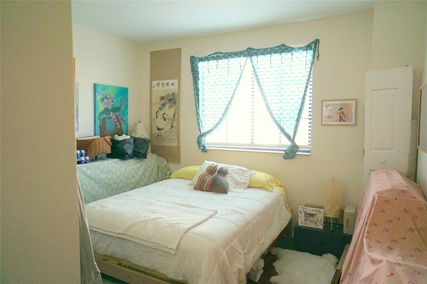 Luxury, light &amp; bright fully updated 2-bedroom, 2-bathrooms - photo 8