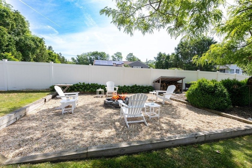 Welcome home to this exceptional, move-in ready gem nestled in a - photo 7