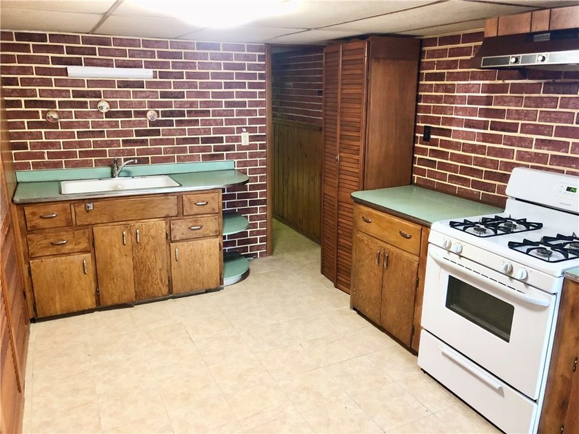 Don't miss this charming 2-bedroom, 1.5-bath ranch offering - photo 21