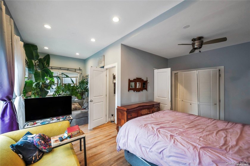 Secure Your Spot in the West End: A Recently Renovated Coastal - photo 21
