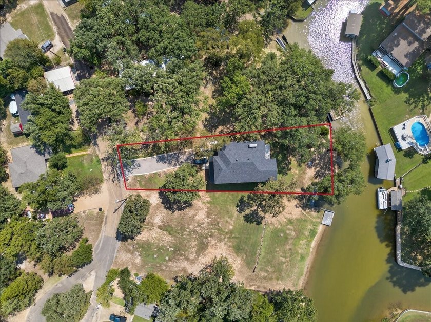 Motivated sellers are ready to make a deal on this exceptional - photo 24