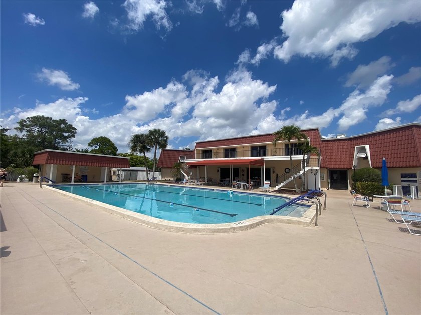 Welcome to your dream home! Fully remodeled 2/2 villa, in the - photo 25