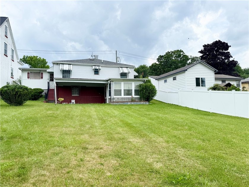 Don't miss this charming 2-bedroom, 1.5-bath ranch offering - photo 32
