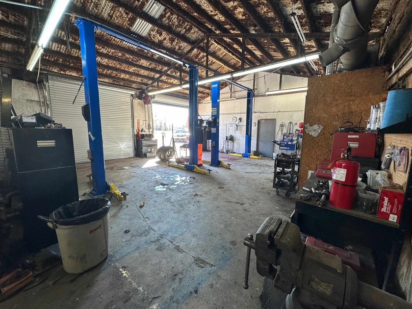 Turnkey Mechanic and Tire Shop and Commercial Building on 2 - photo 8