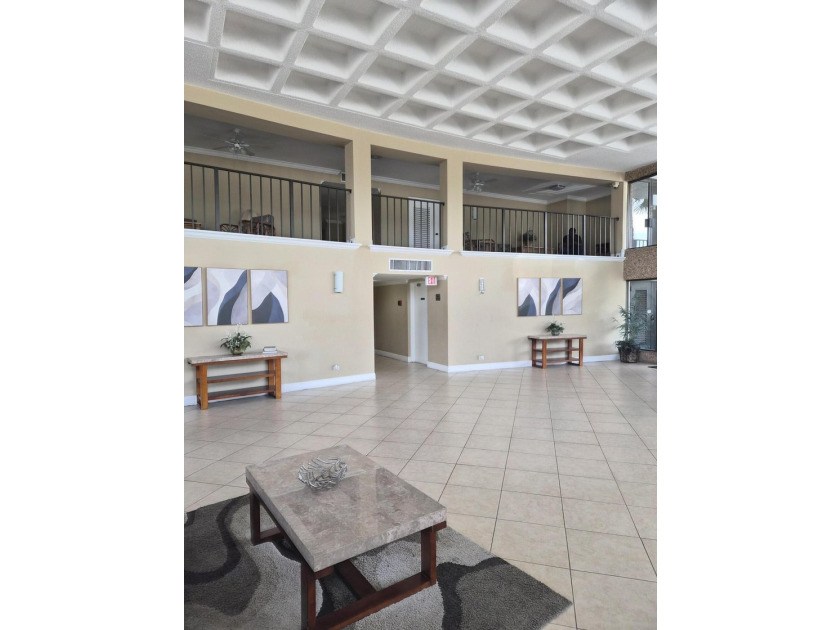 Welcome to this well-appointed 2-bedroom, 2-bathroom condominium - photo 3