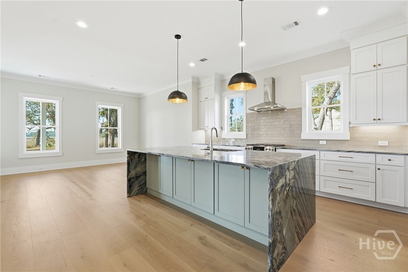 Luxurious marsh-front, newly constructed custom home on .78 - photo 12