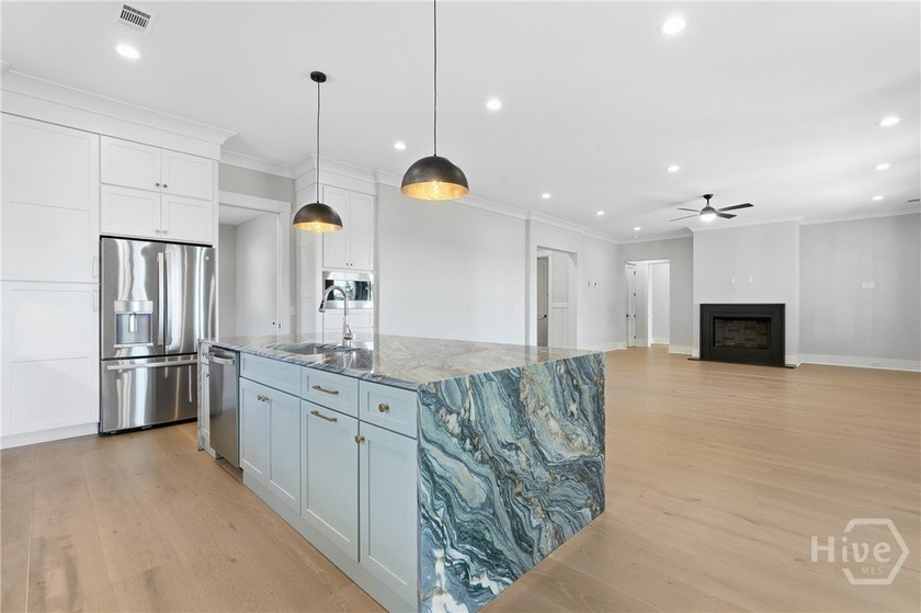 Luxurious marsh-front, newly constructed custom home on .78 - photo 14