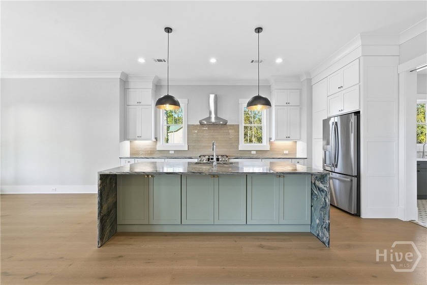 Luxurious marsh-front, newly constructed custom home on .78 - photo 16