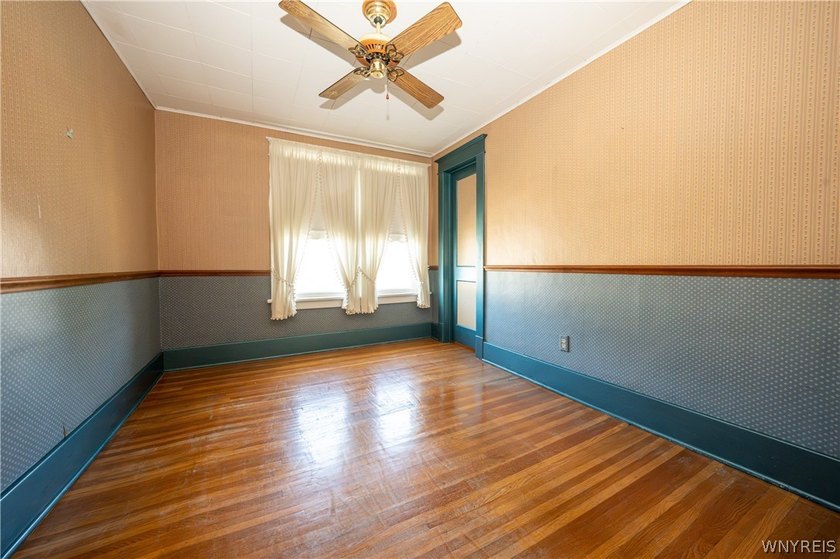 Welcome to 49 Edgewood Ave! Great opportunity to buy this - photo 21