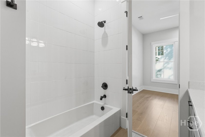 Luxurious marsh-front, newly constructed custom home on .78 - photo 28