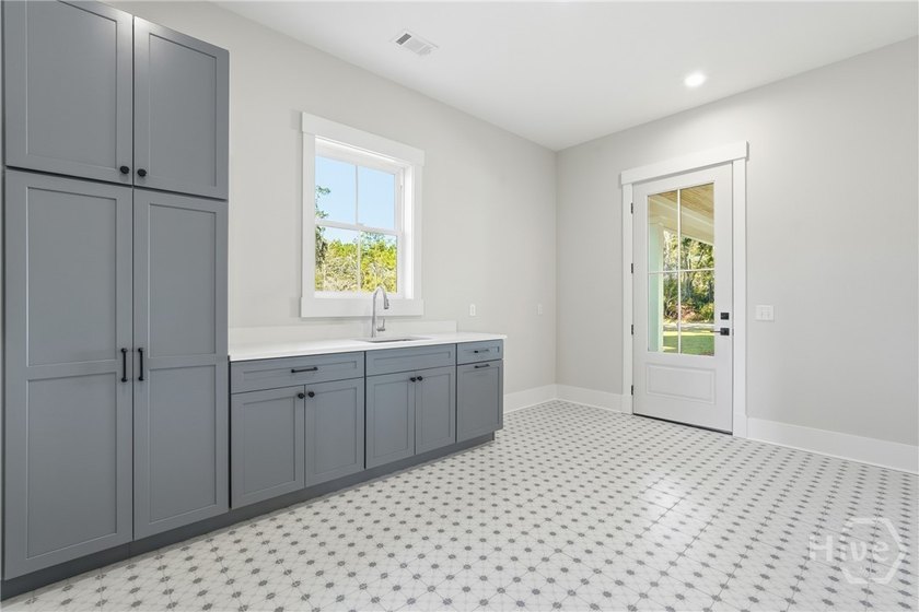 Luxurious marsh-front, newly constructed custom home on .78 - photo 34