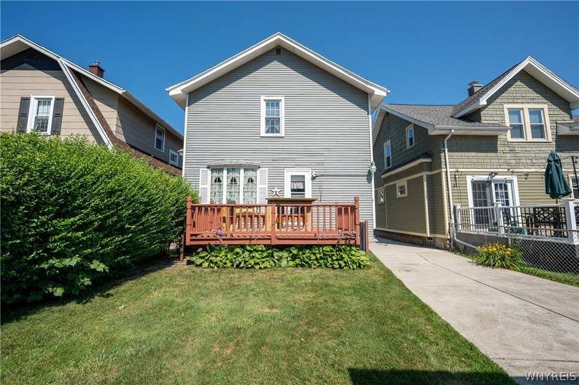 Welcome to 49 Edgewood Ave! Great opportunity to buy this - photo 37