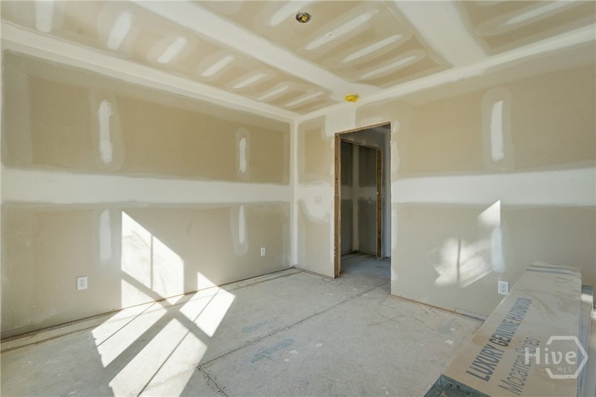 Luxurious marsh-front, newly constructed custom home on .78 - photo 40