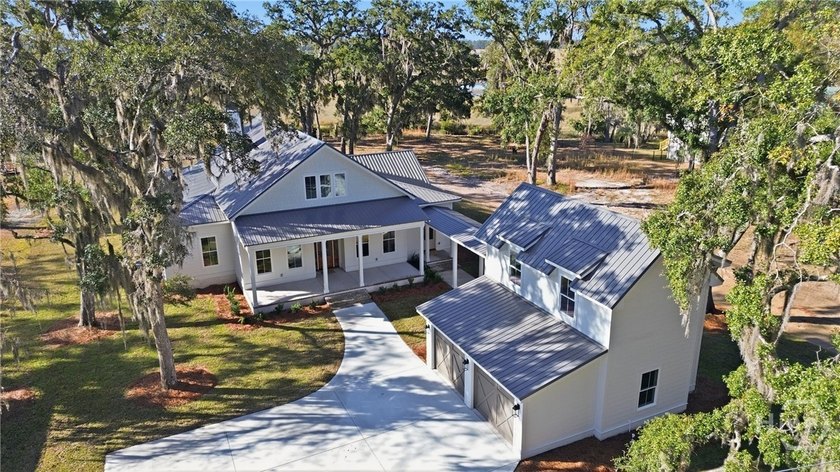 Luxurious marsh-front, newly constructed custom home on .78 - photo 42