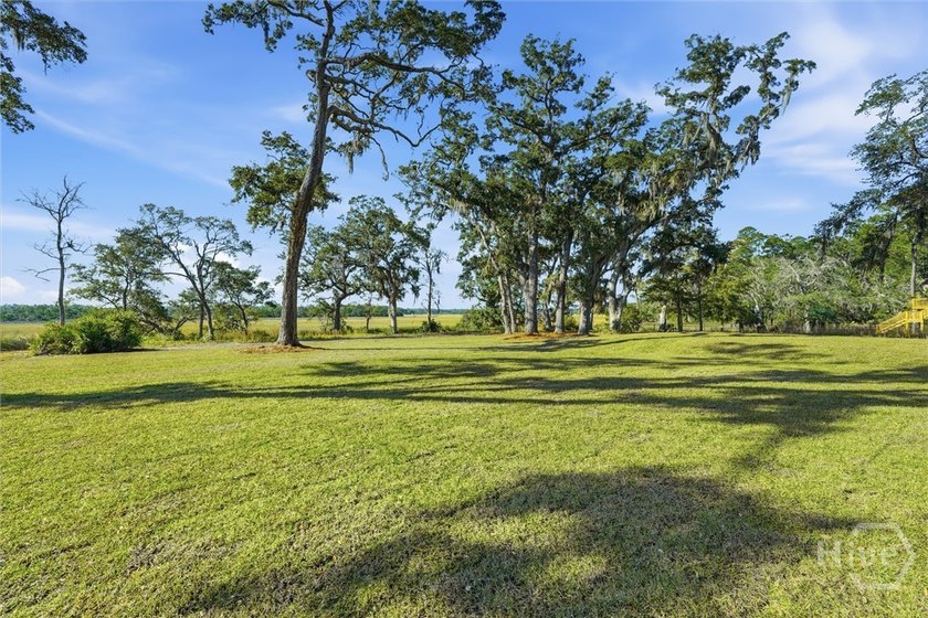 Luxurious marsh-front, newly constructed custom home on .78 - photo 44