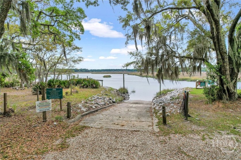 Luxurious marsh-front, newly constructed custom home on .78 - photo 49