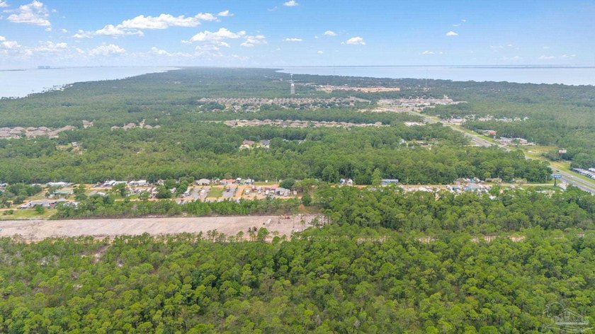 This is not your typical Gulf Breeze dirt listing, and it should - photo 8