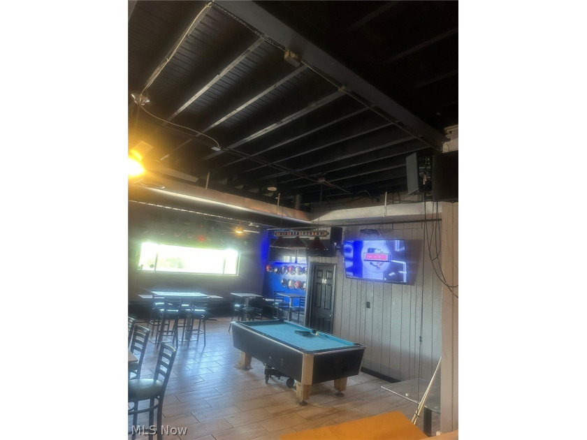 Turnkey Bar &amp; Grill available for purchase, offering a rare - photo 25