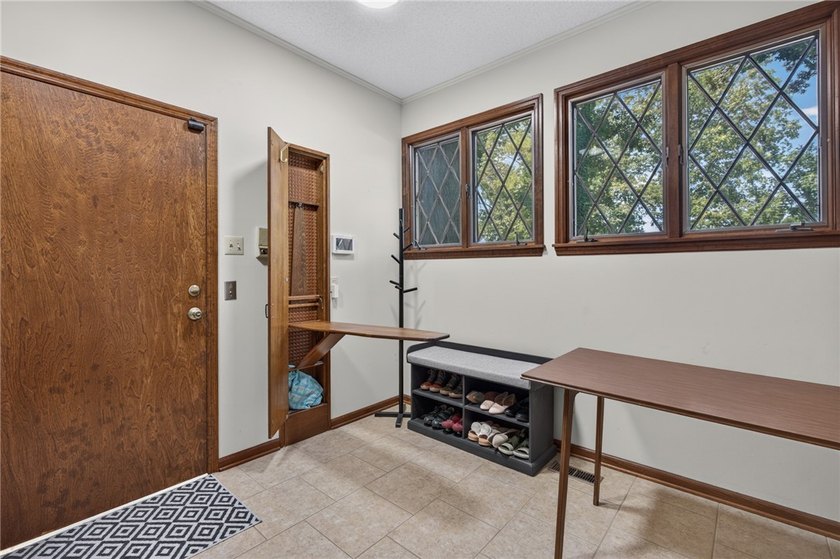 Welcome to this charming Tudor-style home in the Fianna Hills - photo 15
