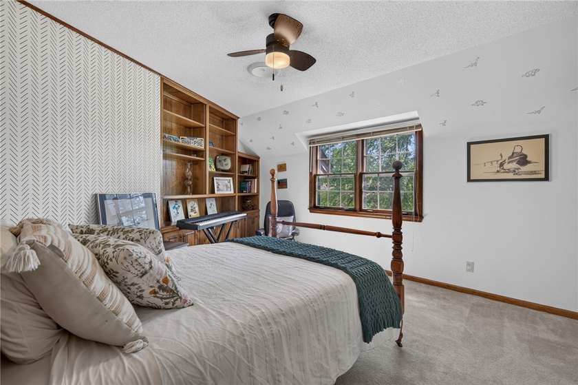 Welcome to this charming Tudor-style home in the Fianna Hills - photo 24